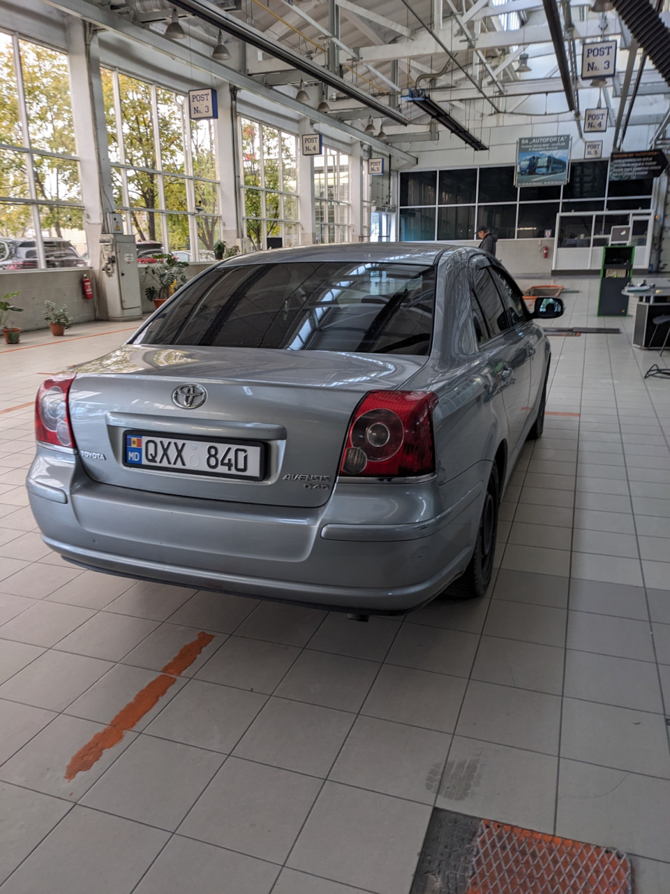 Фото в бортжурнале Toyota Avensis II
