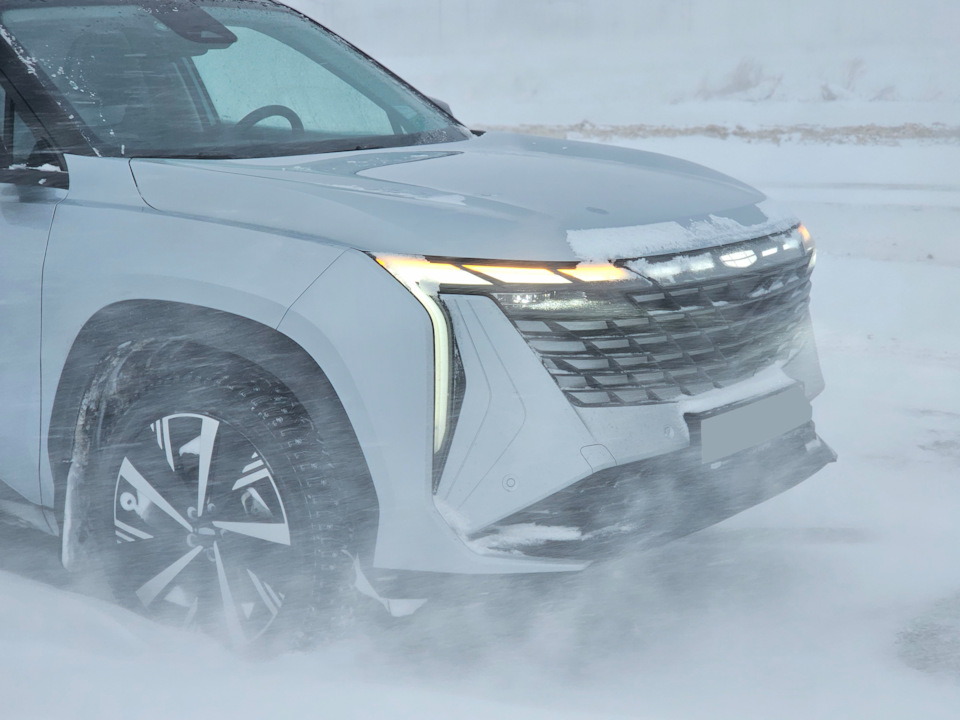 Фото в бортжурнале Geely Atlas (2G)