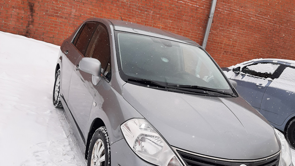 Nissan Tiida