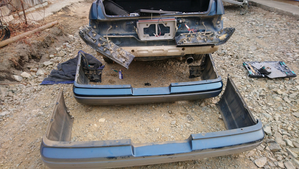 Photo from the logbook Toyota Crown (S140)