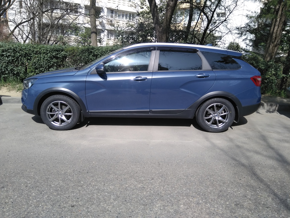 Фото в бортжурнале Lada Vesta SW Cross (1G)