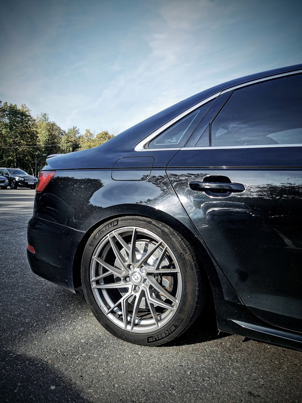 Фото в бортжурнале Audi A4 (B9)