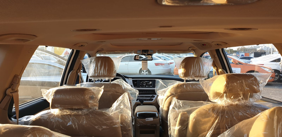 Фото в бортжурнале KIA Carnival (3G)