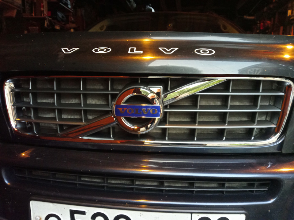 Фото в бортжурнале Volvo XC90 (1G)