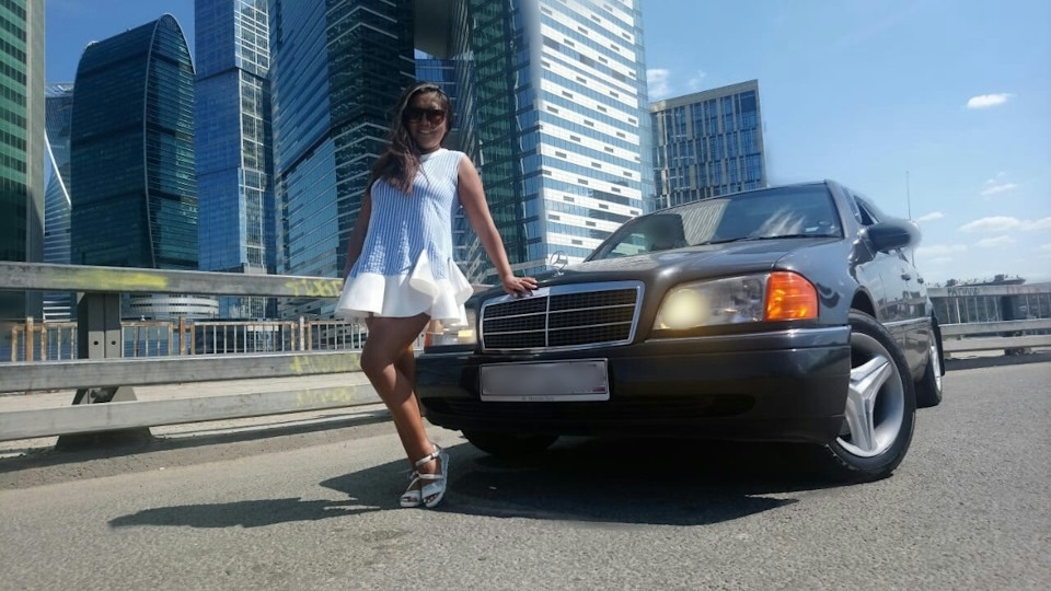 Mercedes-Benz C-Class W202 C220 Classic