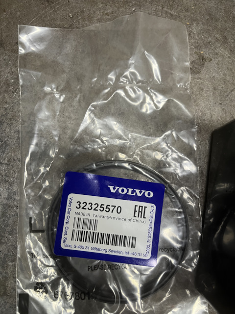32325570 Уплотнительное кольцо Volvo | Запчасти на DRIVE2