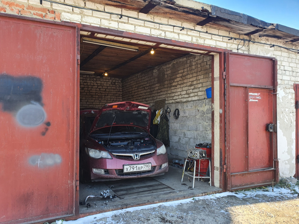 Фото в бортжурнале Honda Civic 4D (8G)