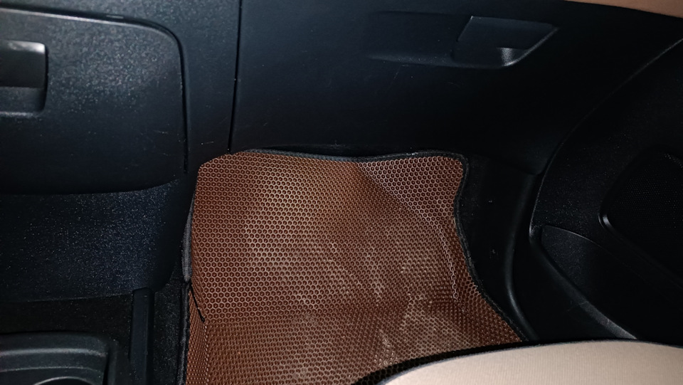 Фото в бортжурнале Citroen Grand C4 Picasso (2G)