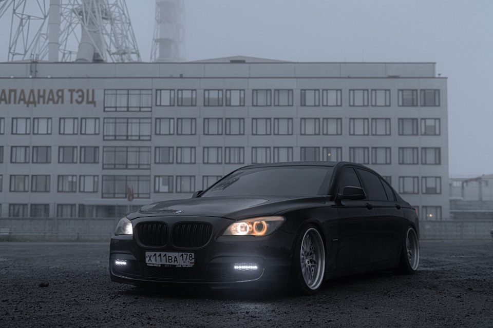 Фото в бортжурнале BMW 7 series (F01/02)
