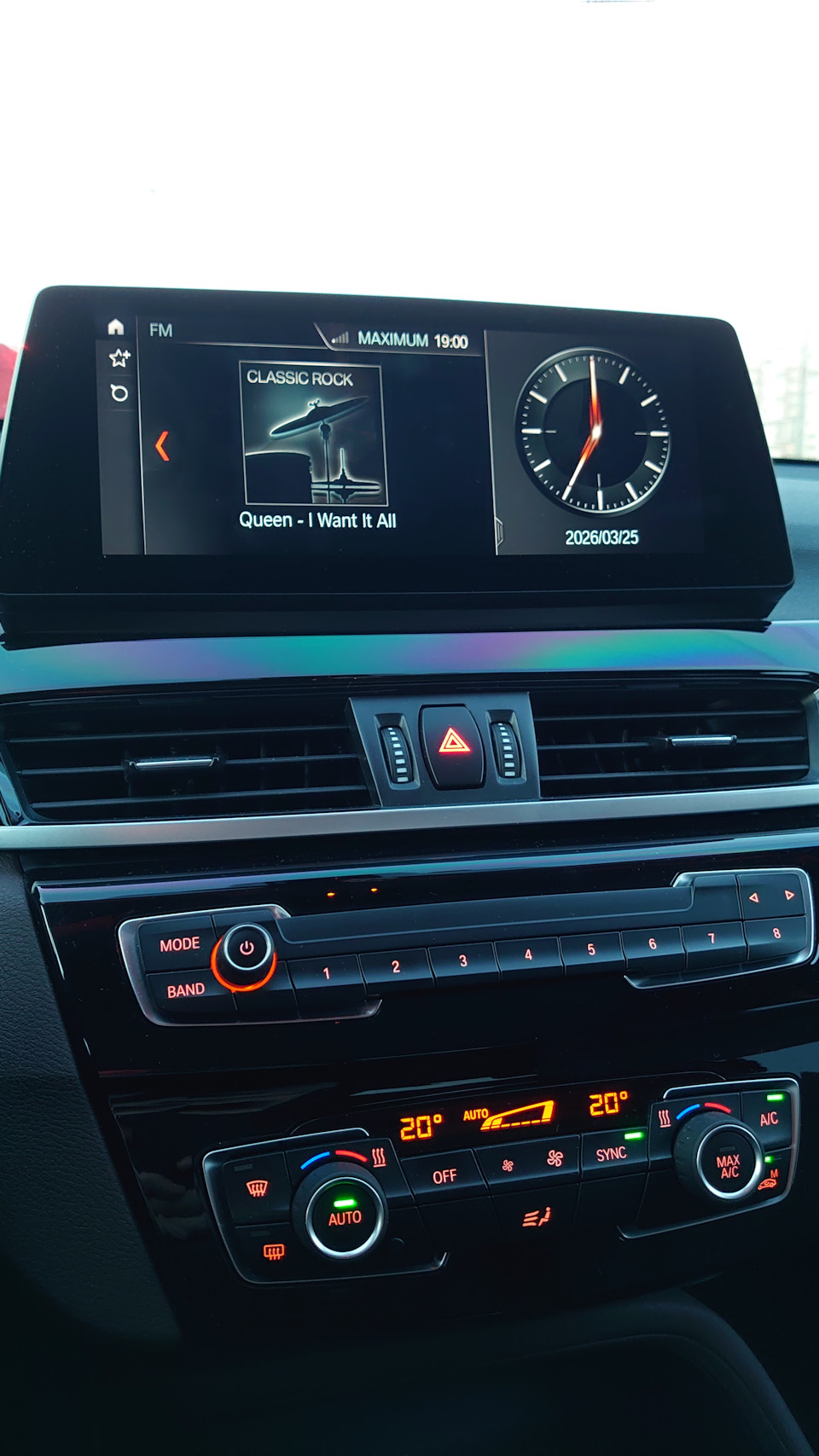 сплит экран — BMW X1 (F48)