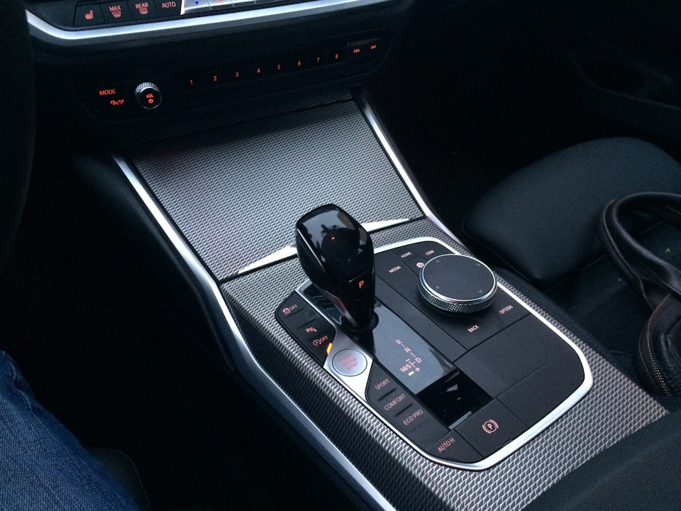 Photo from the logbook BMW 3 series (F30)