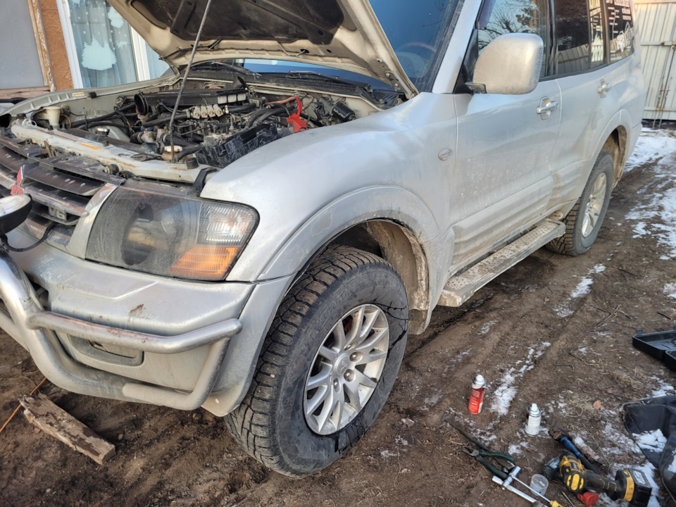 Фото в бортжурнале Mitsubishi Montero III (V60)