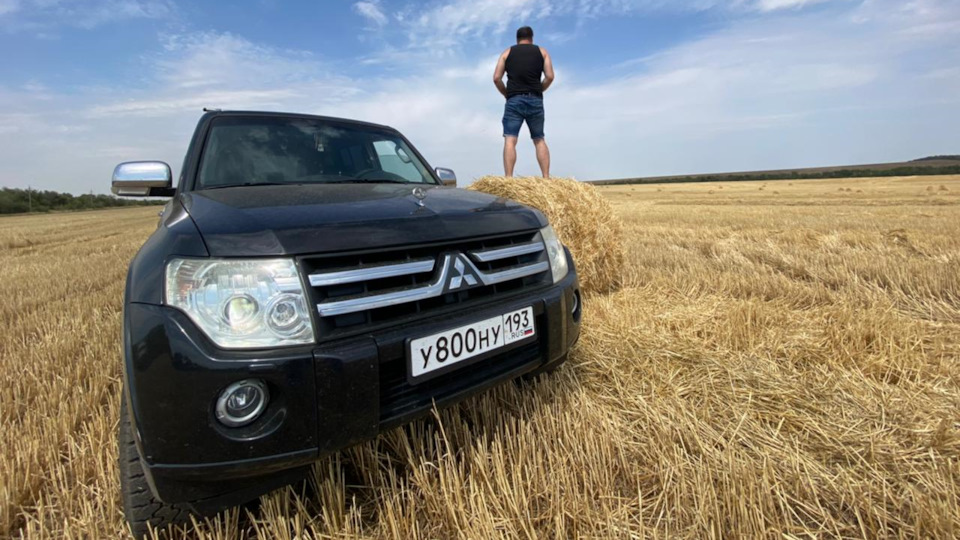 Mitsubishi Pajero Тринолик