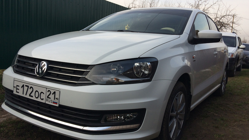Volkswagen Polo Sedan