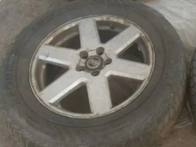 Фото в бортжурнале Volvo C30