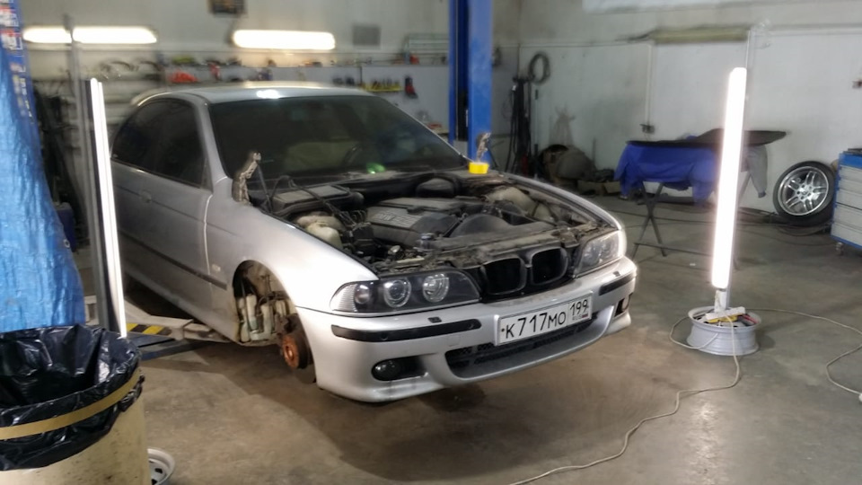 Фото в бортжурнале BMW 5 series (E39)