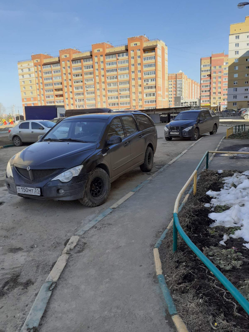 2 пузотерки — SsangYong Actyon Sports (1G)