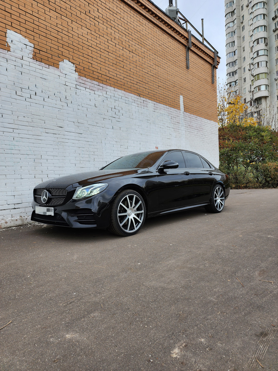 Фото в бортжурнале Mercedes-Benz E-Class (W213)