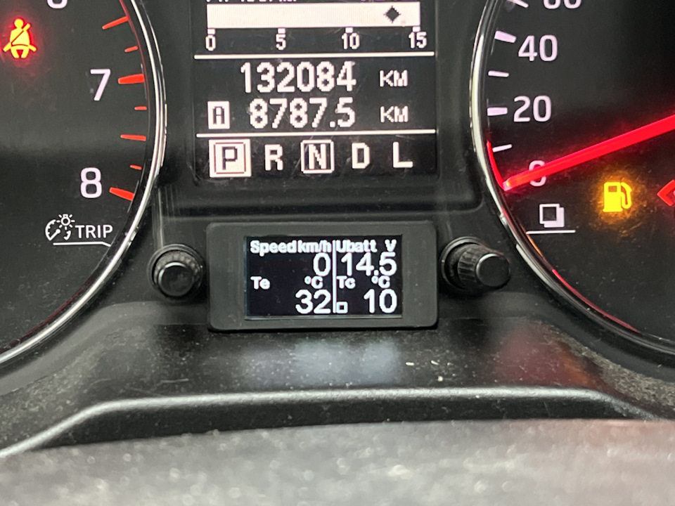Фото в бортжурнале Nissan X-Trail II (t31)