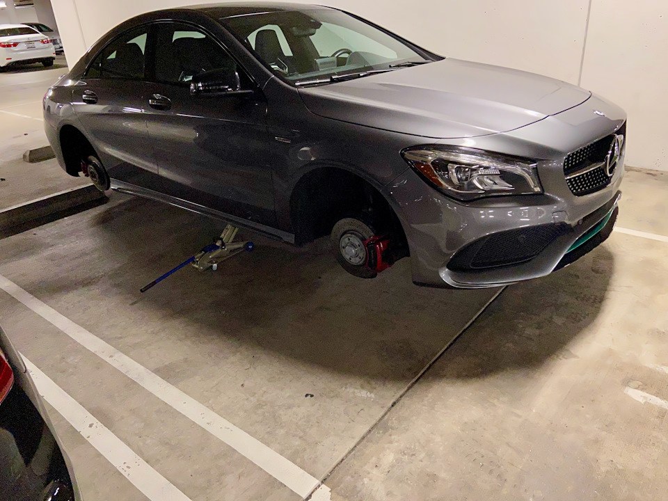 … домкрат за $40 — Mercedes-Benz CLA (C117)