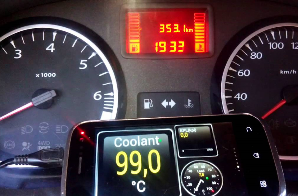 фото ролика от дастера — Renault Logan (1G)
