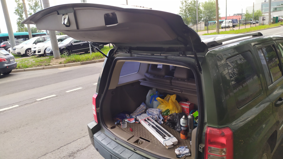 Фото в бортжурнале Jeep Liberty (KK)