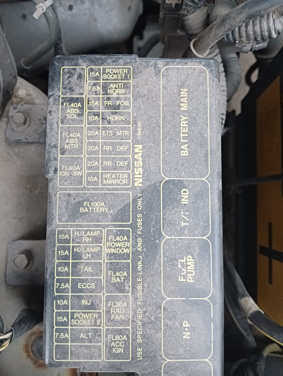 Фото в бортжурнале Nissan Pathfinder (2G)