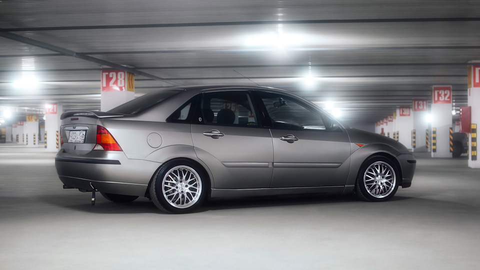 Фото в бортжурнале Ford Focus Sedan I