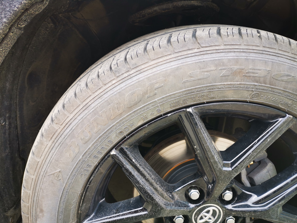 Фото в бортжурнале Toyota RAV4 (IV)