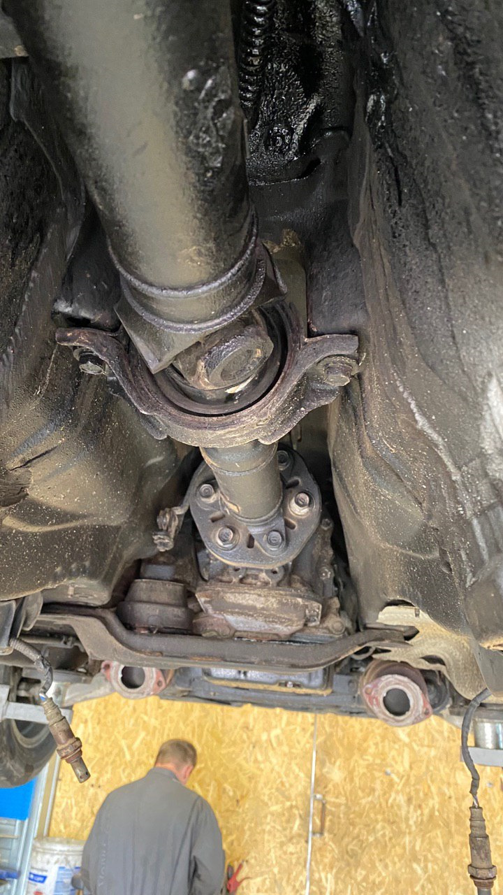 Фото в бортжурнале Toyota Crown Majesta (S180)