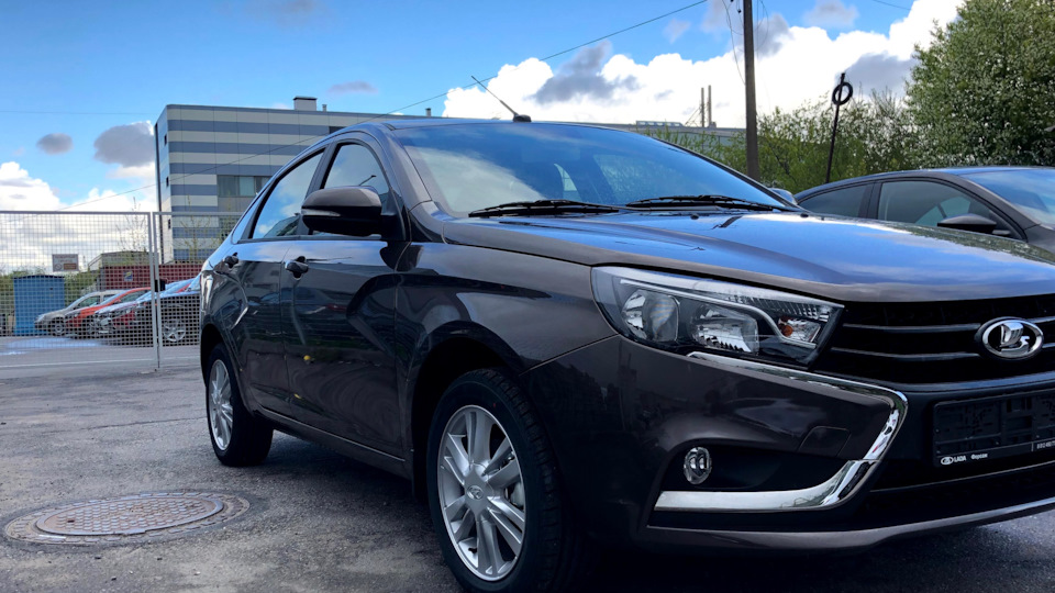 Lada Vesta
