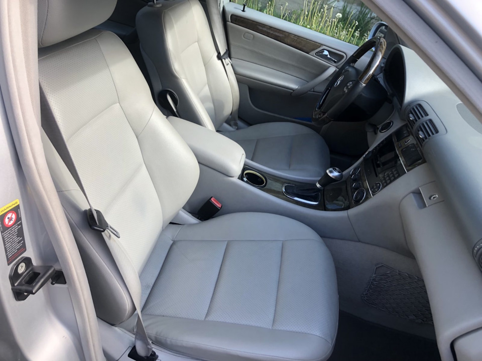 Фото в бортжурнале Mercedes-Benz C-Class (W203)