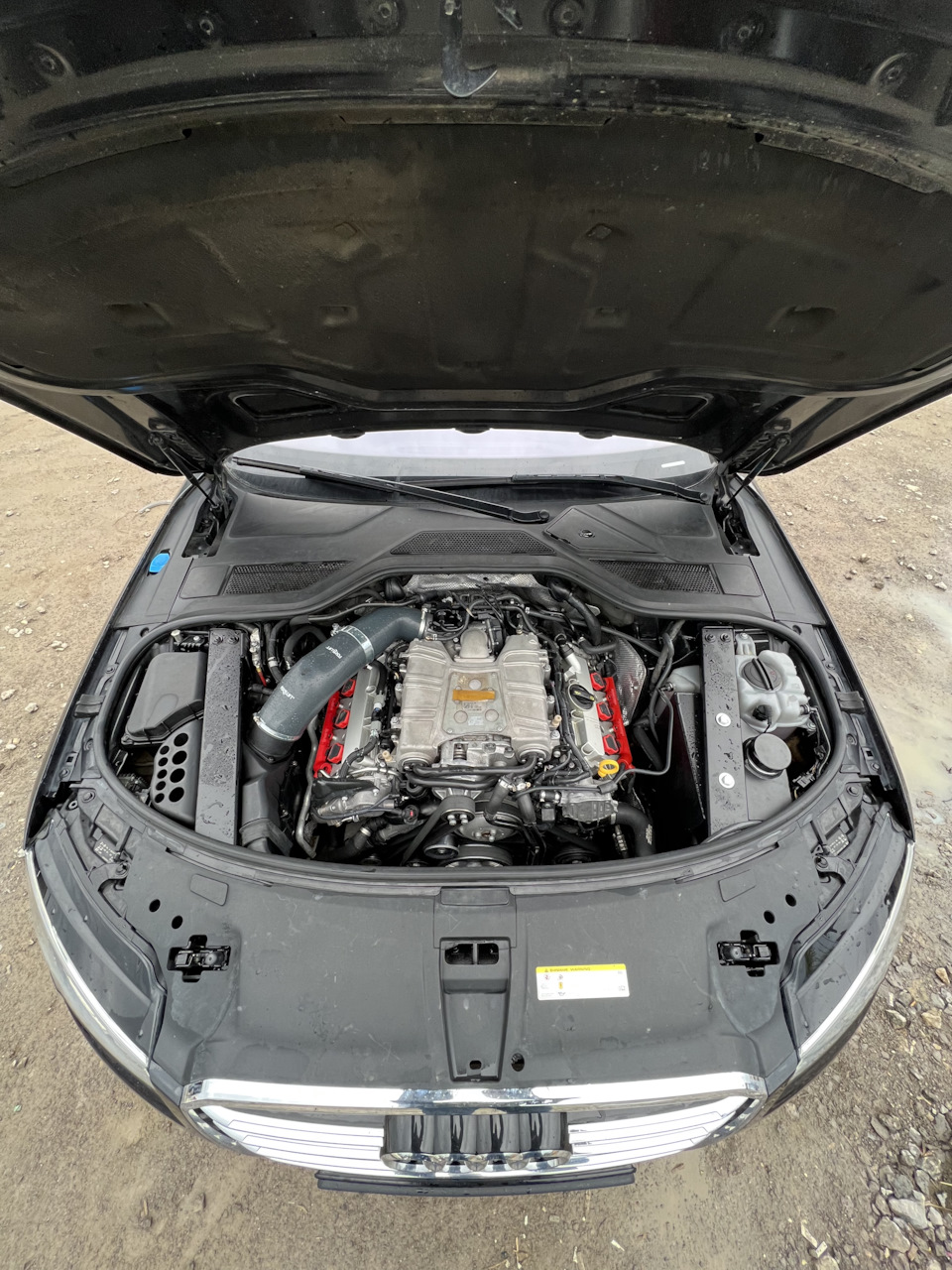 Фото в бортжурнале Audi A8 (D4)