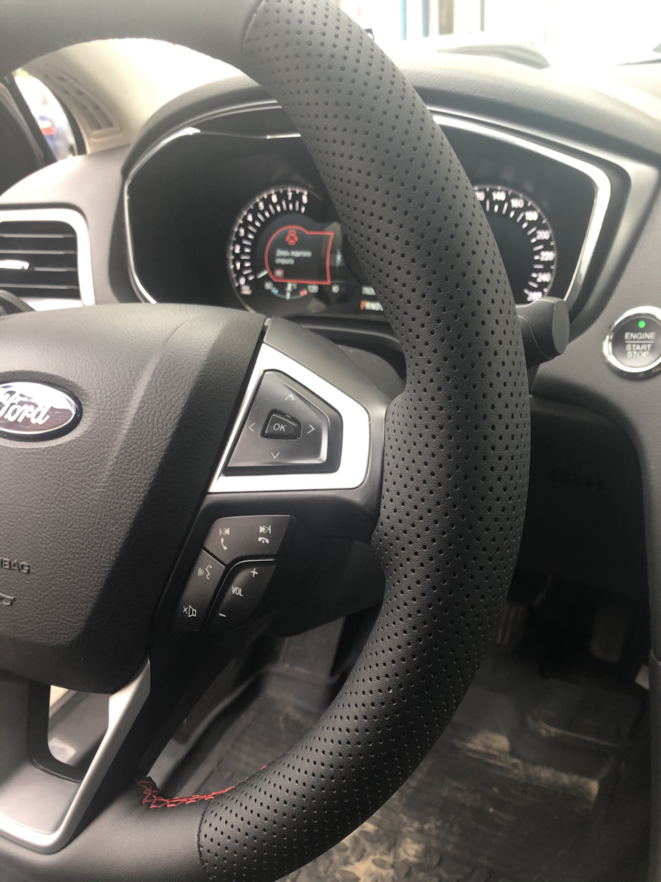 Фото в бортжурнале Ford Mondeo V