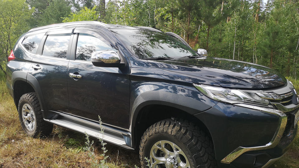 Mitsubishi Pajero Sport Каркадил