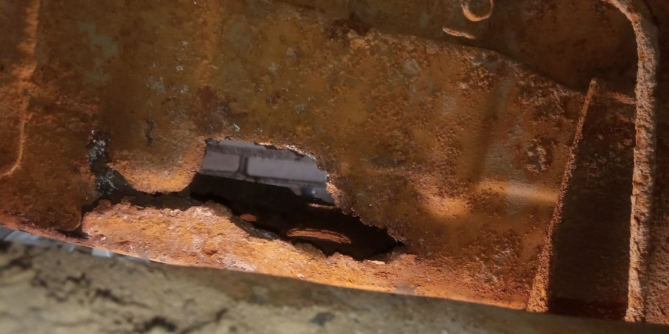 Это из внутри — Hyundai Starex (1G)