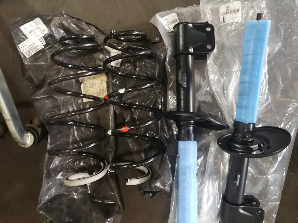 Фото в бортжурнале Citroen C4 Picasso (1G)