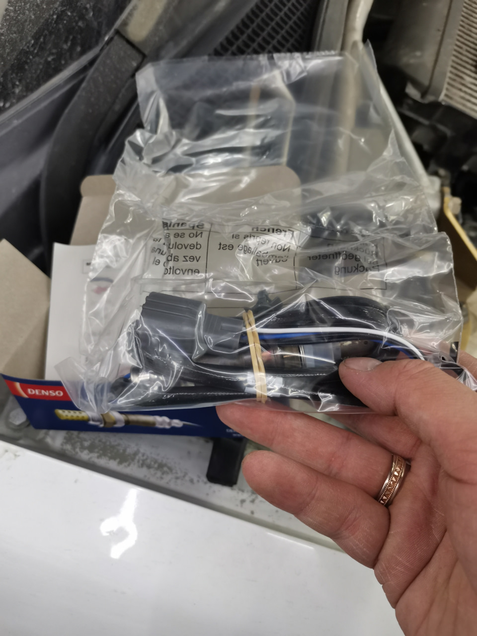 Фото в бортжурнале Subaru Forester (SG). Запчасти на фото: 988621