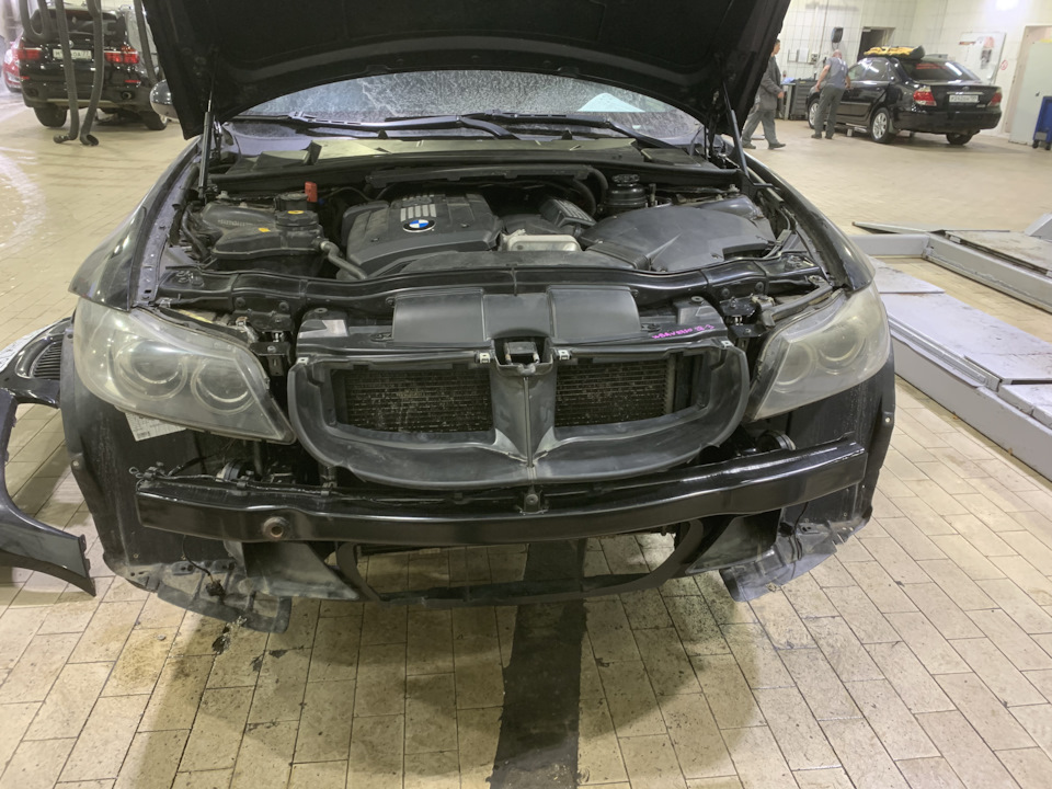 Установил новый)) — BMW 3 series (E90)