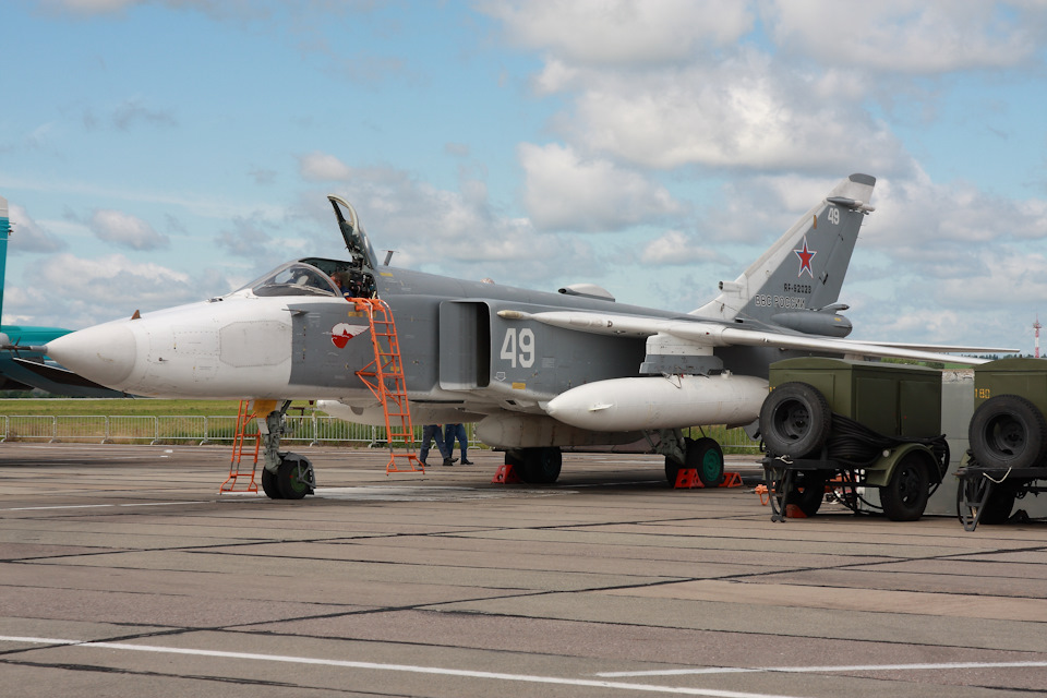 Су-24 — Lada Калина седан