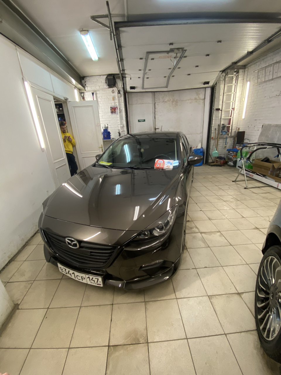 Начинаем процесс установки — Mazda 3 (3G) BM