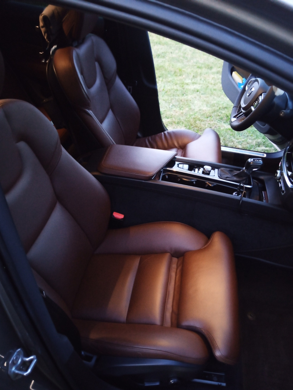 Фото в бортжурнале Volvo V60 Cross Country (2G)