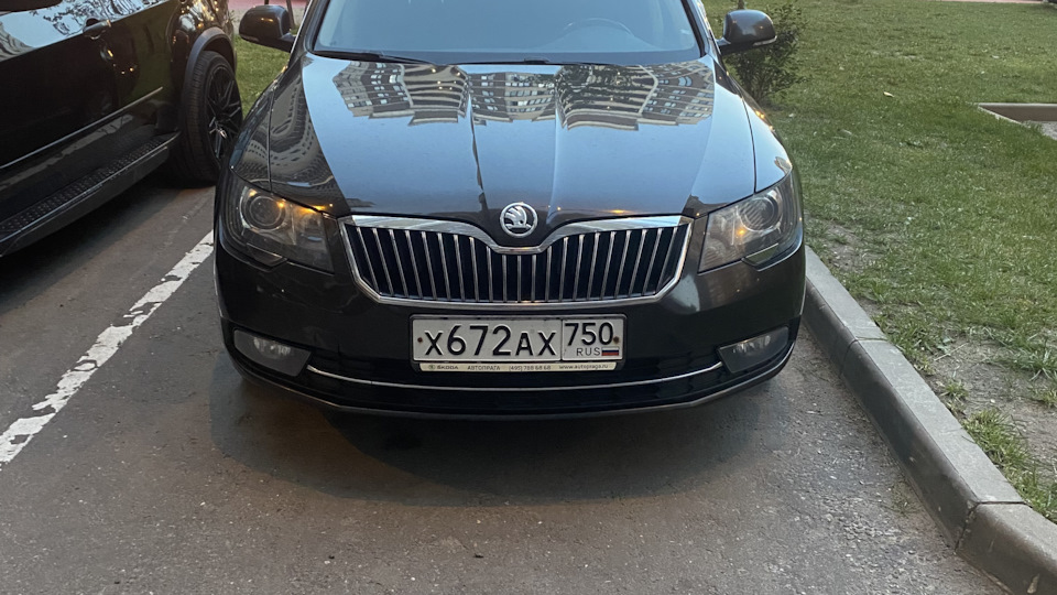 Skoda Superb Combi Шоколадка