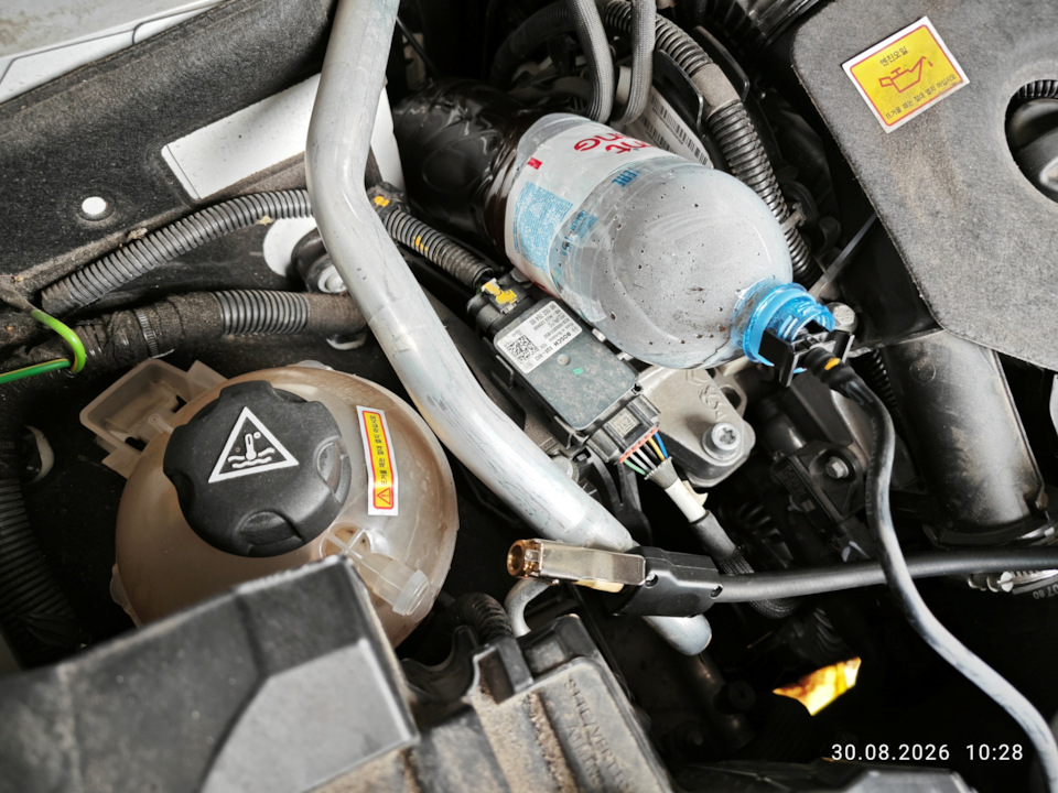 Фото в бортжурнале Peugeot 5008 (2G). Запчасти на фото: 9816276480