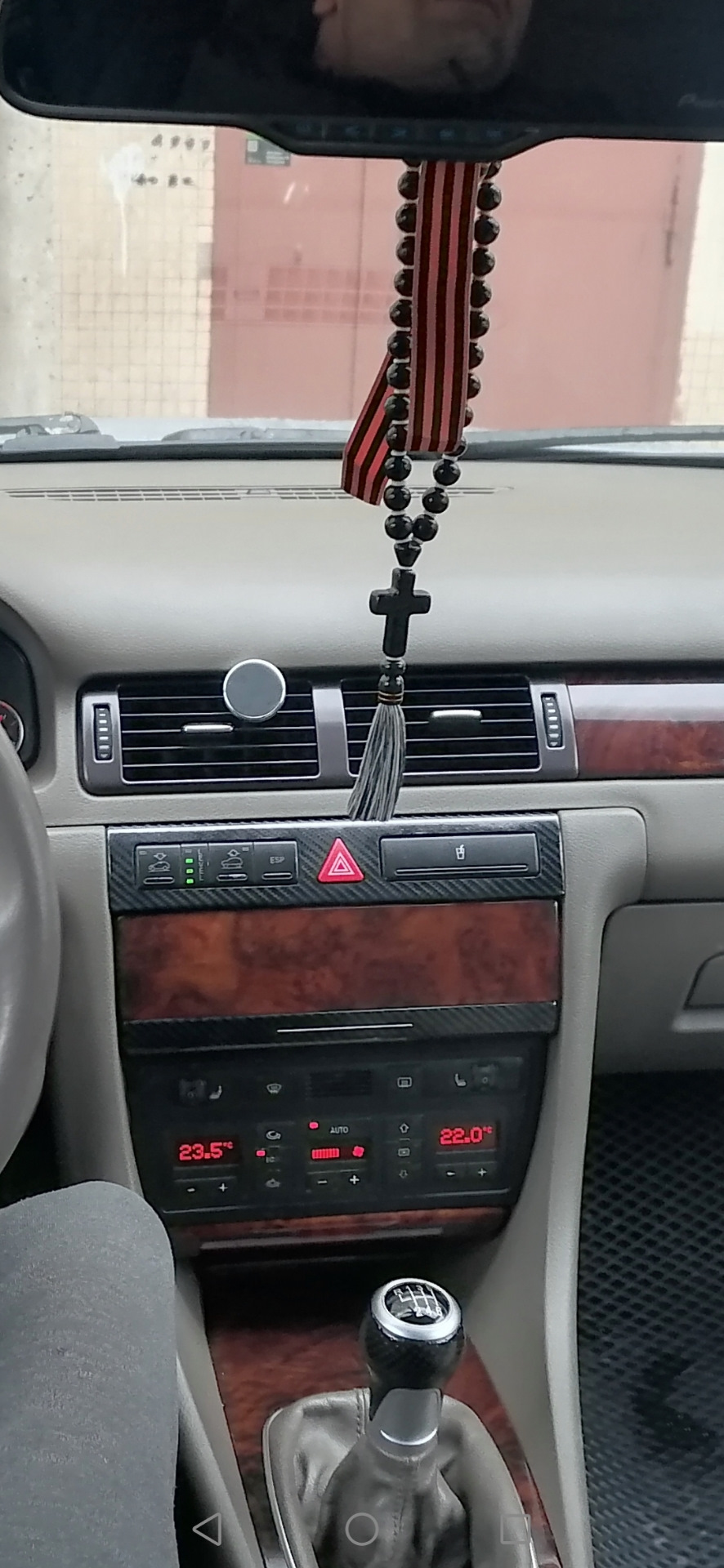 Деревяха затянувшая эвалюцию на пару лет 😁 — Audi Allroad (C5)
