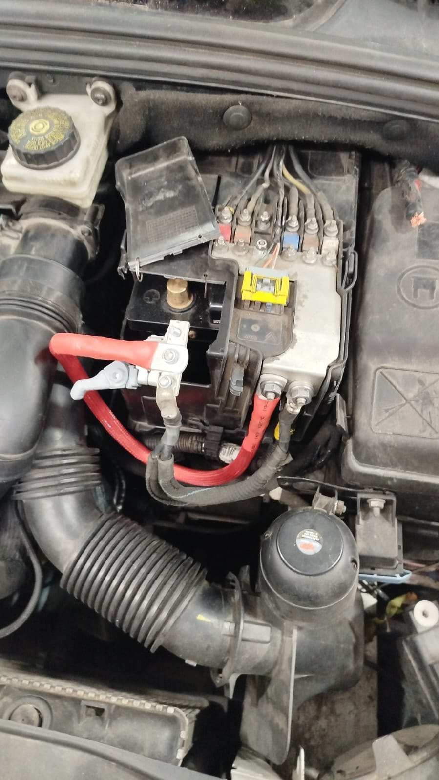 Фото в бортжурнале Peugeot 408 (1G)