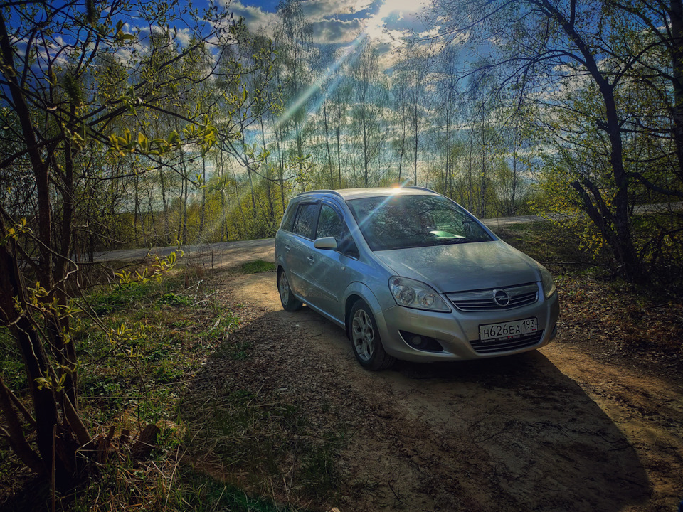Фото в бортжурнале Opel Zafira B