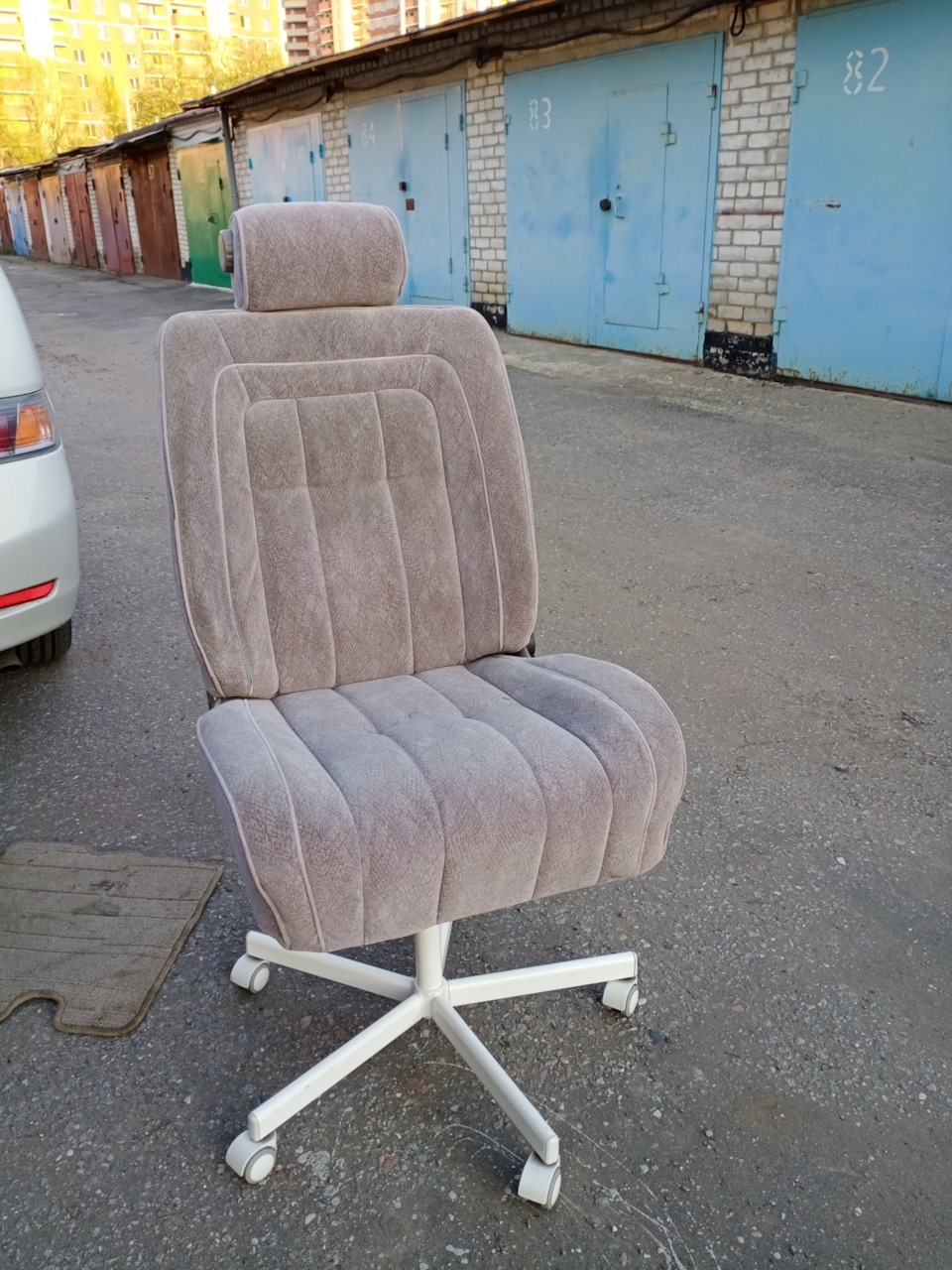 Фото в бортжурнале Toyota Crown Wagon (S130)