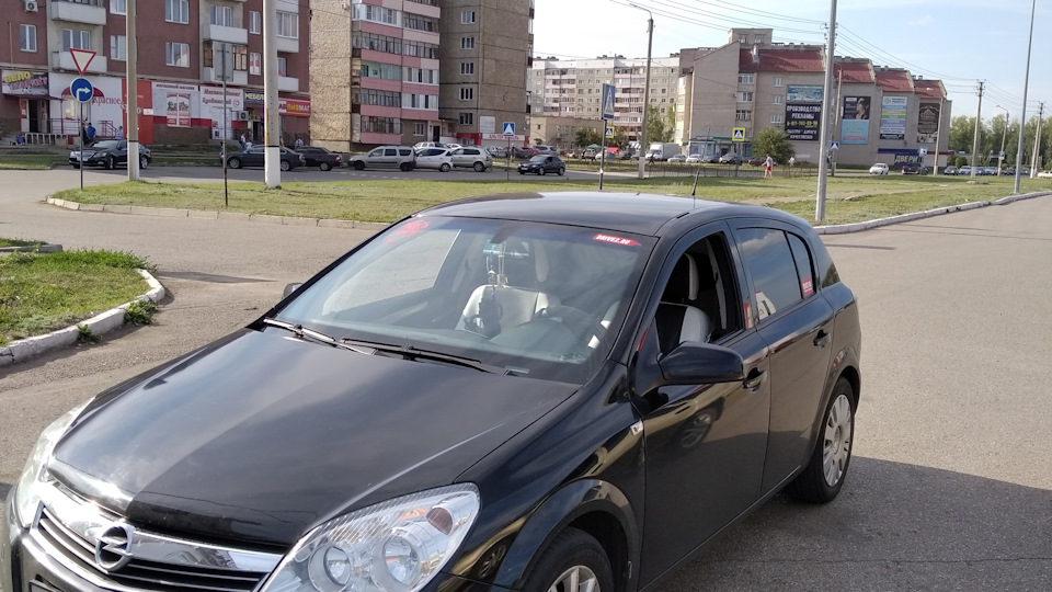 Opel Astra Черный ОРЕЛ