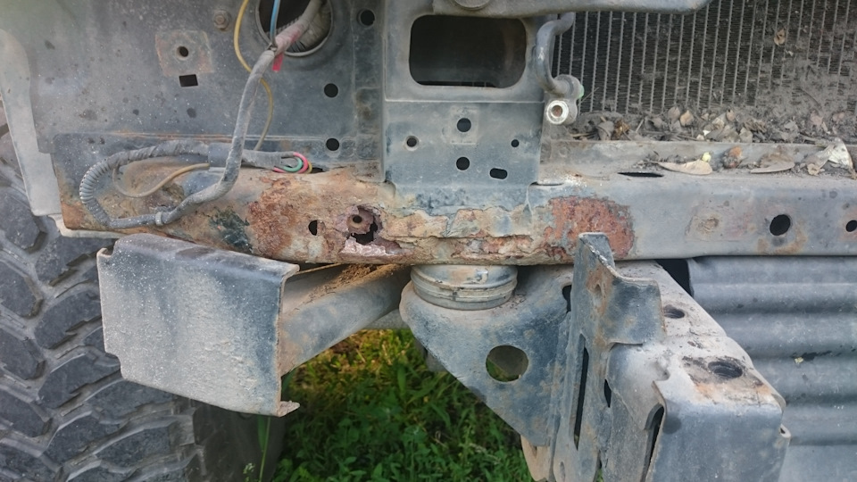 Фото в бортжурнале Nissan Patrol GR II (Y61)
